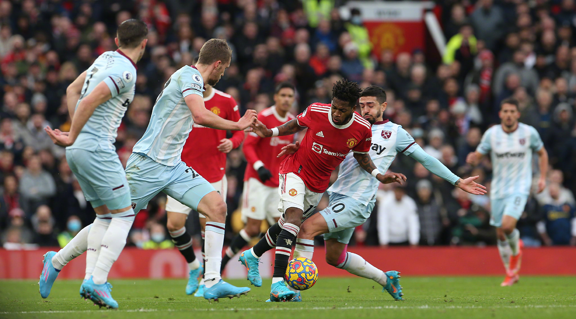 进攻几乎陷 进攻几乎陷