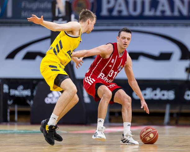 自信心和团 自信心和团