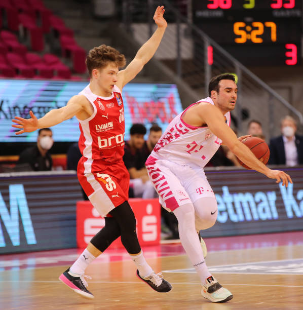 慜与理查利 慜与理查利